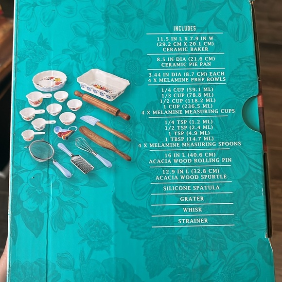 The Pioneer Woman - Picture 3 of 3